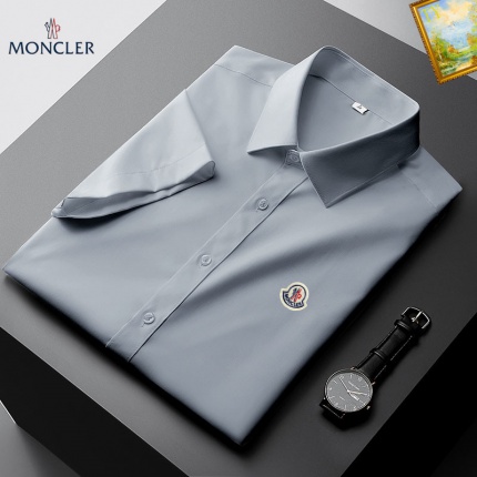 Moncle Short-Sleeved Shirts in 189394