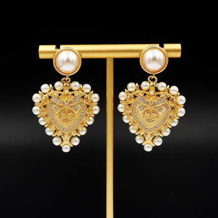 D&G Earring in 190089