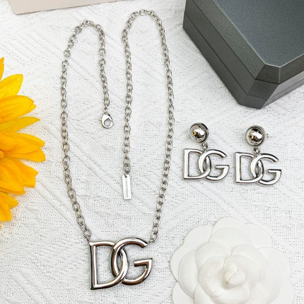 D&G Necklace in 190112