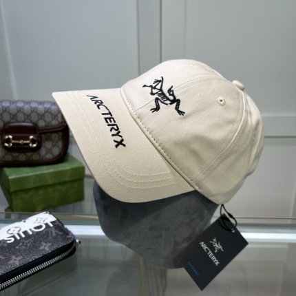 ARC`TERYX Caps in 190259
