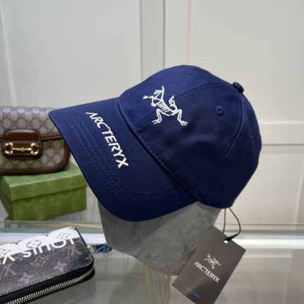 ARC`TERYX Caps in 190261