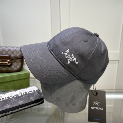 ARC`TERYX Caps in 190263