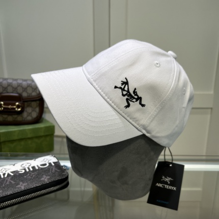 ARC`TERYX Caps in 190265