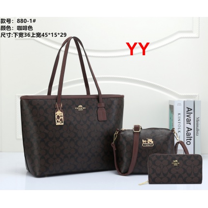 Coach Handbags in 190334