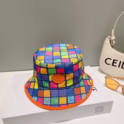 Gucci AAA Hats in 190359