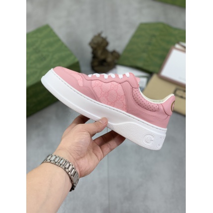 Gucci Sneakers For Women in 190522
