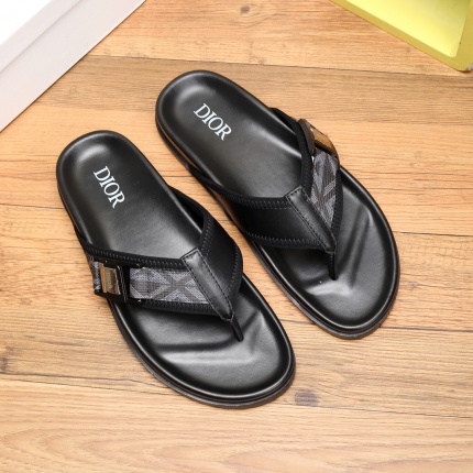 New Arrivals Dior Slippers For Men in 190539