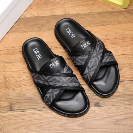 New Arrivals Dior Slippers For Men in 190540