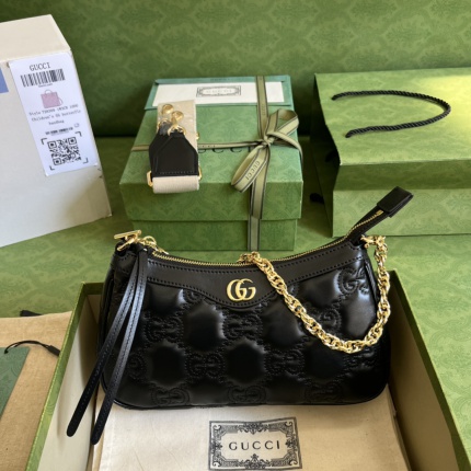 New Arrivals Gucci High quality GG Matelassé Mini Handbags in 190598