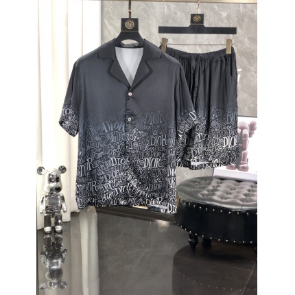 New Arrivals Dior Short Tracksuits For Men in 190647