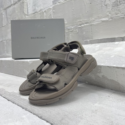 New Arrivals Balenciaga Sandals Size 35-45 in 190687