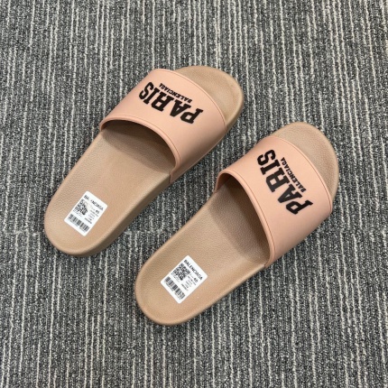 New Arrivals Balenciaga Slippers Size 35-46 in 190701