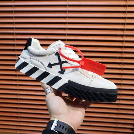 New Arrivals Off White Sneakers For Men in 190760