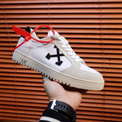 New Arrivals Off White Sneakers For Men in 190761