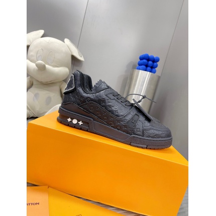 Top quality Louis Vuitton Trainer Sneakers size 35-46 in 190879