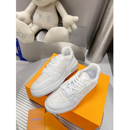 Top quality Louis Vuitton Trainer Sneakers size 35-46 in 190889