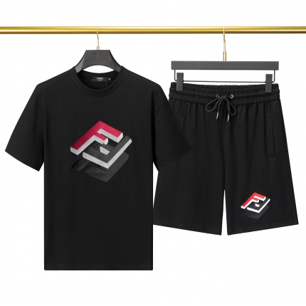 New Arrivals Fendi Short Tracksuits For Men in 191048