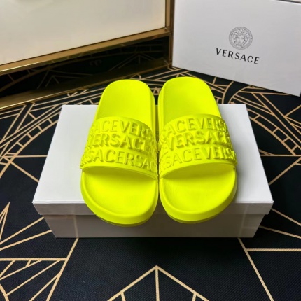 New Arrivals Versace Slippers size 35-45 in 191155
