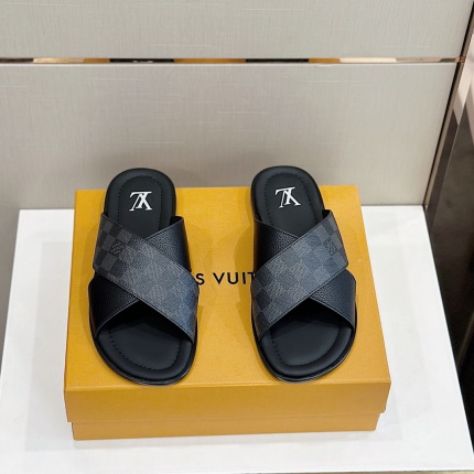 New Arrivals Louis Vuitton Slippers For Men in 191293