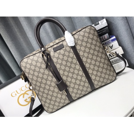 Gucci AAA Quality BriefCase For Men in 191493