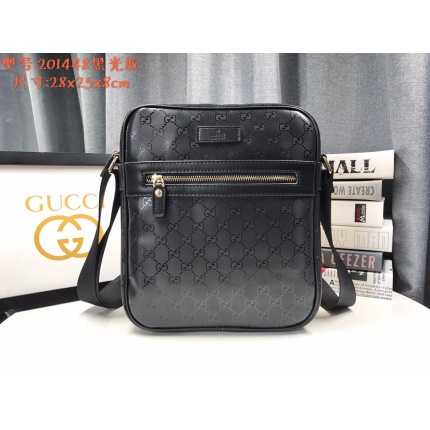 New Arrivals Gucci AAA quality Crossbody Bags For Men in 191495