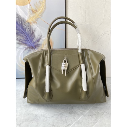 New Arrivals Givenchy High quality Antigona Soft Bags in 191838
