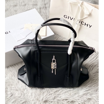 New Arrivals Givenchy High quality Antigona Soft Bags in 191840