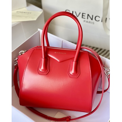 New Arrivals Givenchy High quality Handbags in 191856