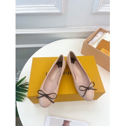 New Arrivals Louis Vuitton High uality Loafers For Women in 191935