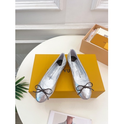 New Arrivals Louis Vuitton High uality Loafers For Women in 191938