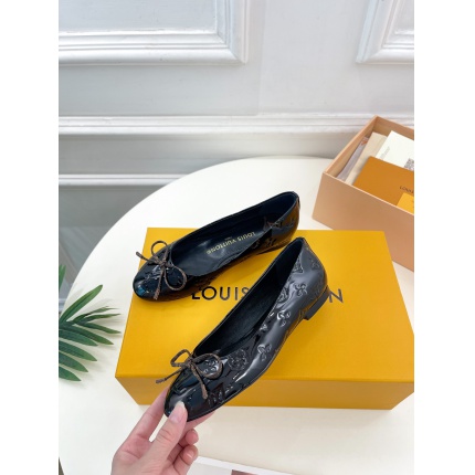 New Arrivals Louis Vuitton High uality Loafers For Women in 191944