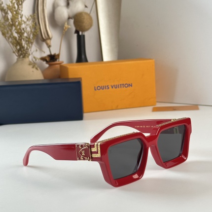 Louis Vuitton AAA Quality Sunglasses in 192014