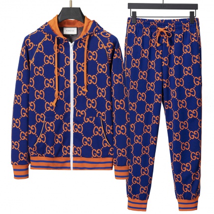 New Arrivals Gucci Tracksuits For Men in 192060