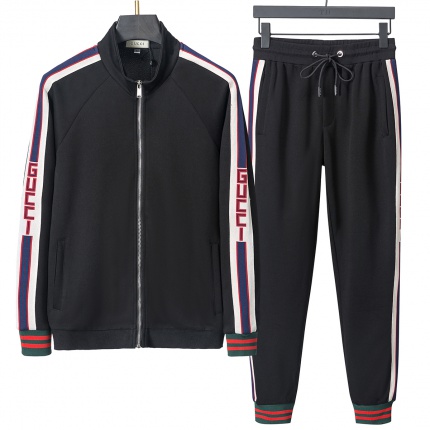 New Arrivals Gucci Tracksuits For Men in 192072