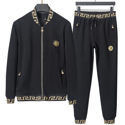 New Arrivals Versace Tracksuits For Men in 192085
