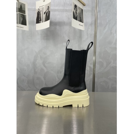 New Arrivals Bottega Veneta Boots Size 36-45 in 192181