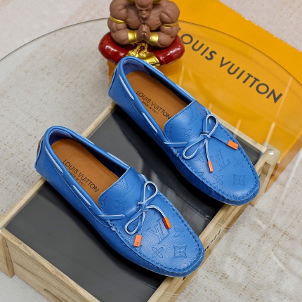 New Arrivals Louis Vuittin Loafers For Men in 192189