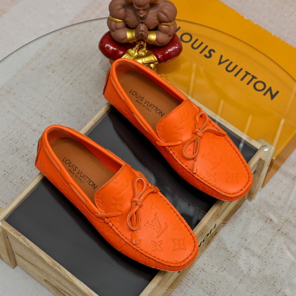 New Arrivals Louis Vuittin Loafers For Men in 192190