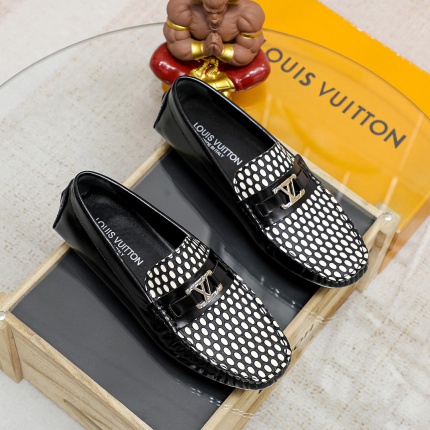 New Arrivals Louis Vuittin Loafers For Men in 192193
