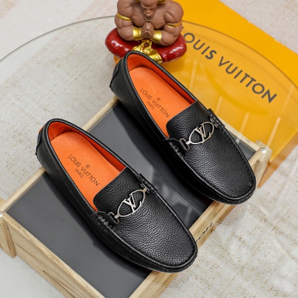 New Arrivals Louis Vuittin Loafers For Men in 192198