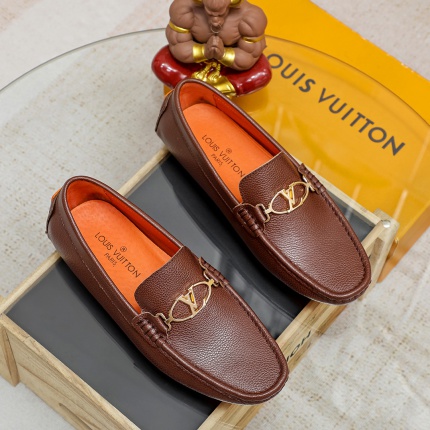 New Arrivals Louis Vuittin Loafers For Men in 192199
