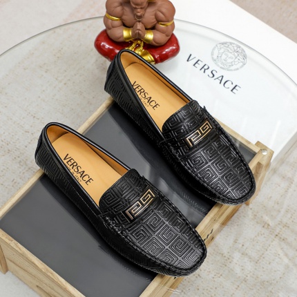 New Arrivals Versace Loafers For Men in 192205