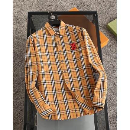 Burberry Long-Sleeved Polo Shirts for Men in 192256