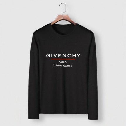 Givenchy Long-Sleeved T-Shirts for Men in 192302