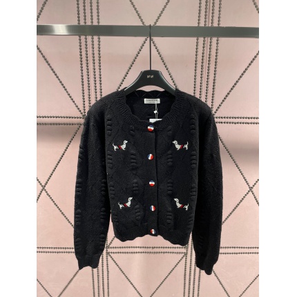 New Arrivals Thom Browne Sweaters For Women in 192730