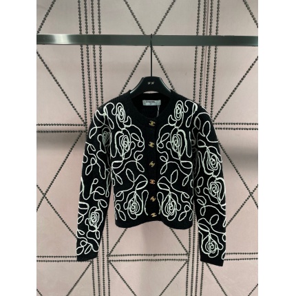 New Arrivals Chanel Sweaters For Women in 192733