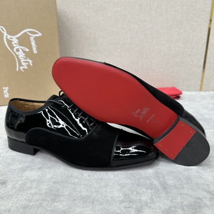 New Arrivals Christian Louboutin Leather Dress Shoes For Men in 192815