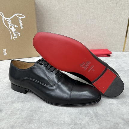 New Arrivals Christian Louboutin Leather Dress Shoes For Men in 192817