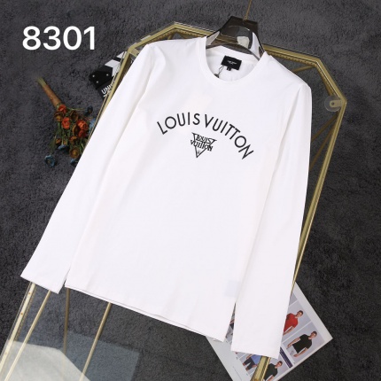 Louis Vuitton Long-Sleeved T-shirts for Men in 193009