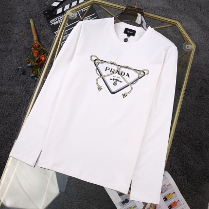 Prade Long-Sleeved T-Shirts for Men in 193011